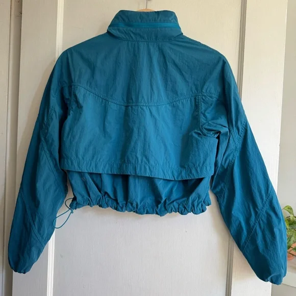 Lululemon Evergreen Cropped Anorak
Hawaiian Blue - Picture 15 of 15